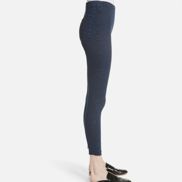 FREE PEOPLE Easy Goes It Denim Leggings Jeggings - SIZE 30 NWT - Picture 3 of 9